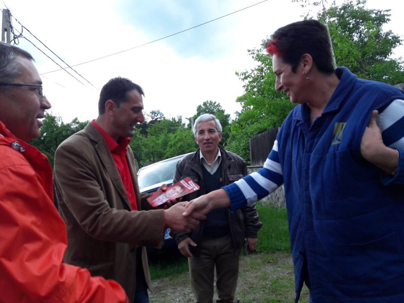 Localnicii din Pleșa și Lăzărești își pun toate speranțele în candidatul PSD la Primăria Bumbești-Jiu