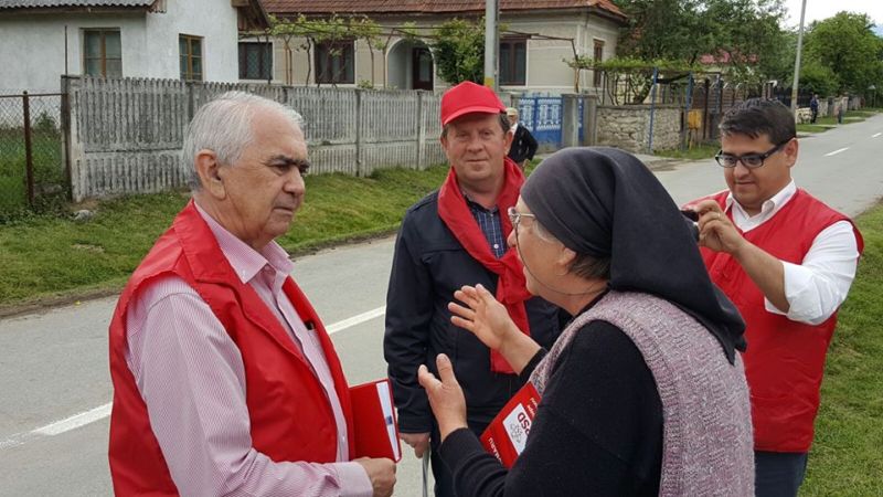 Start de campanie pentru PSD Gorj cu flyere şi broşuri