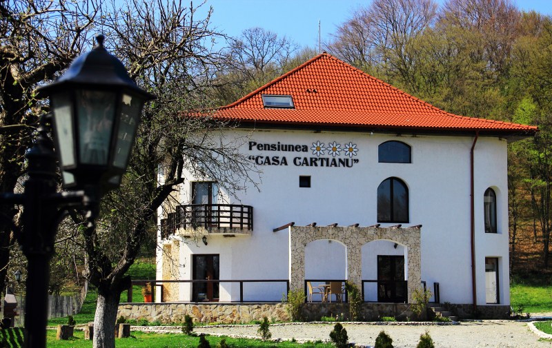 Pensiunea Casa Cartianu de la Turcinești, marele premiu “Margareta de Aur”