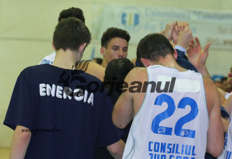 Grecii merg pe mâna sârbilor