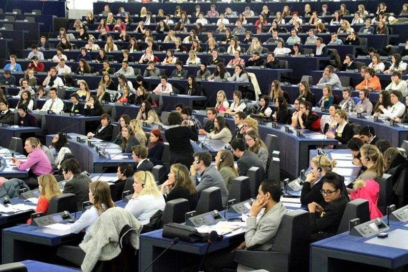 “Euroscola”, la a IX-a ediție