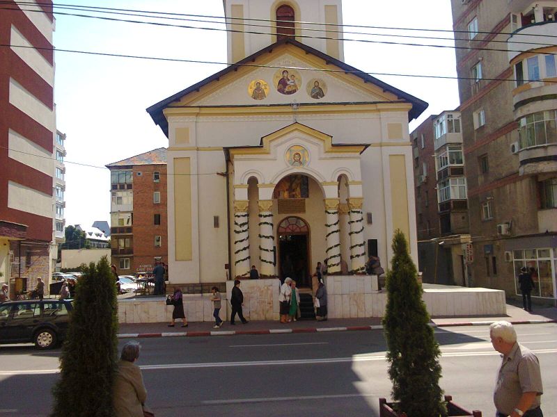 Sărbători Arhierești la Tg. Jiu și la Mănăstirea «Dealu Mare» din județul Gorj