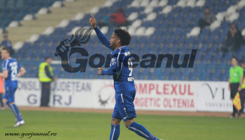 Pandurii se desparte de Wellington