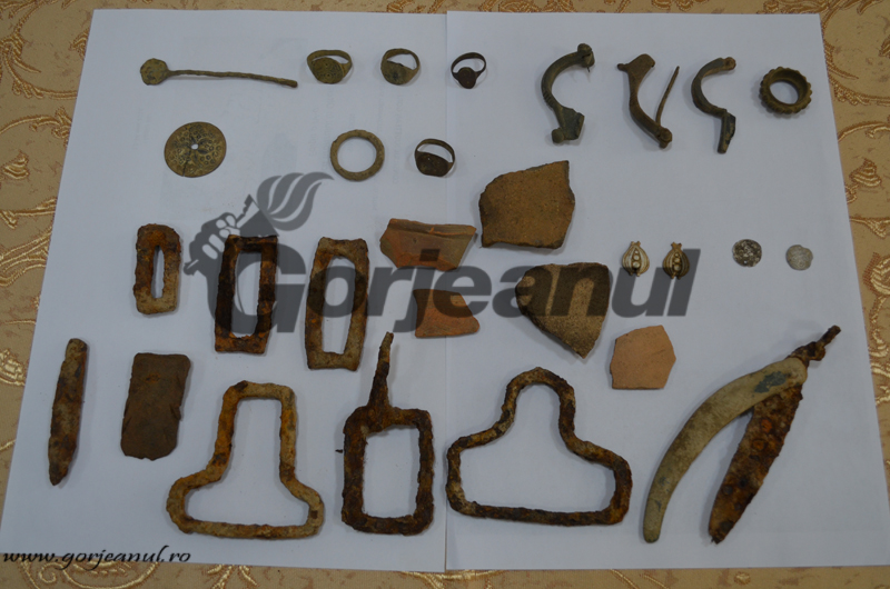 Obiecte din epoca romană și medievală, descoperite la Glogova