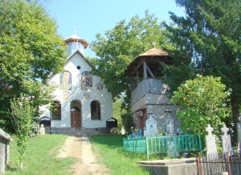 Socotelile preotului Păunescu de la Biserica Rasova: Un mort plus două kilograme de lumânări egal nouăzeci de lei