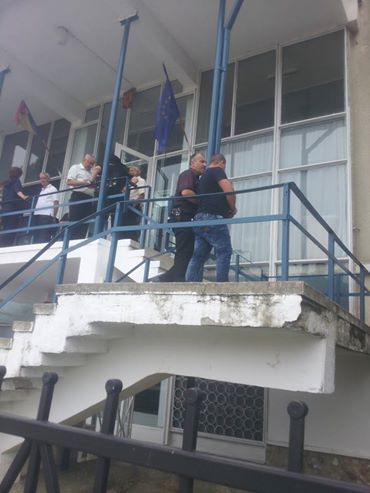 EXCLUSIV/ FOTO: Reacția polițistului care susține că a fost bătut