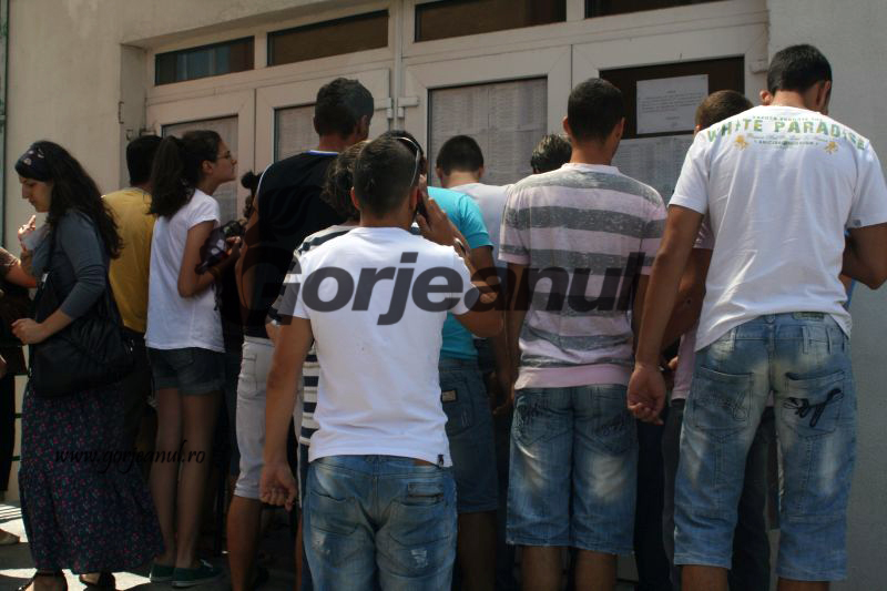 A început admiterea la liceu