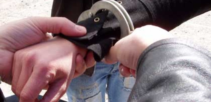 Reținut în Gorj, după o percheziție în Dolj