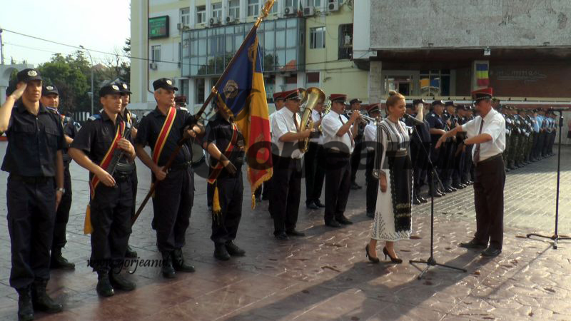 Ziua Imnului Naţional, marcată de oficialităţi la Târgu-Jiu