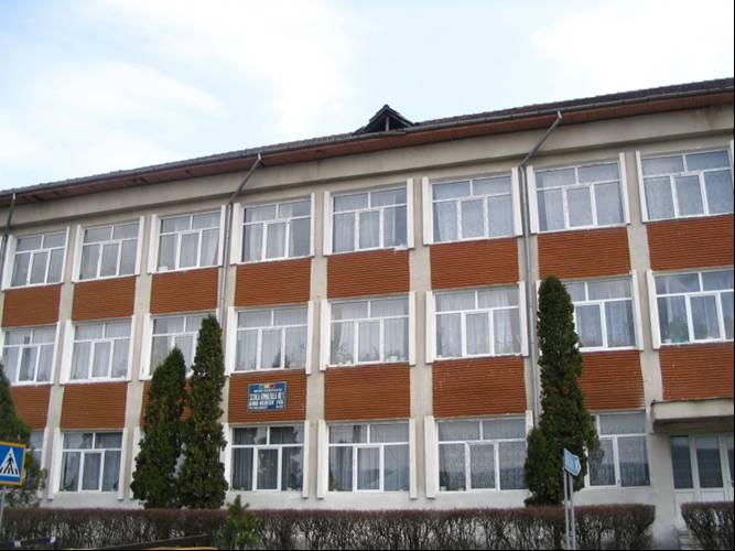 O școală din Gorj caută bucătar