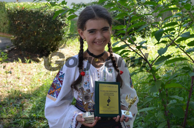 Talentata Mădălina Anuța face cinste Școlii Gimnaziale „Constantin Săvoiu”
