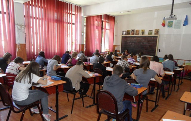 Trei elevi din Gorj, la etapa națională a concursului ”Impuls Perpetuum”