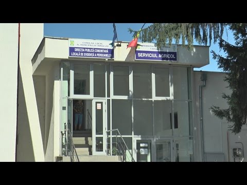 AGLOMERAŢIE LA ELIBERAREA BULETINELOR