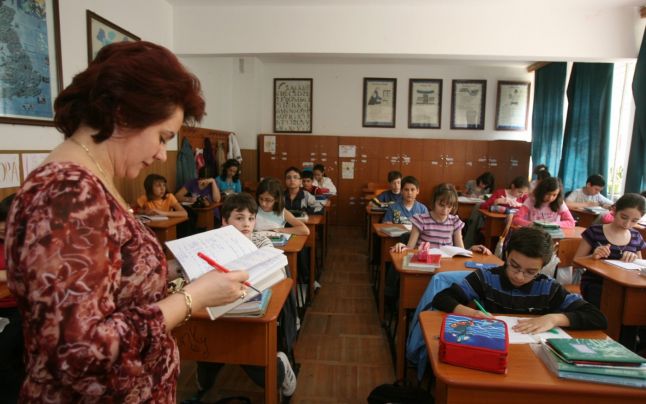 A fost aprobat Statutul Elevului