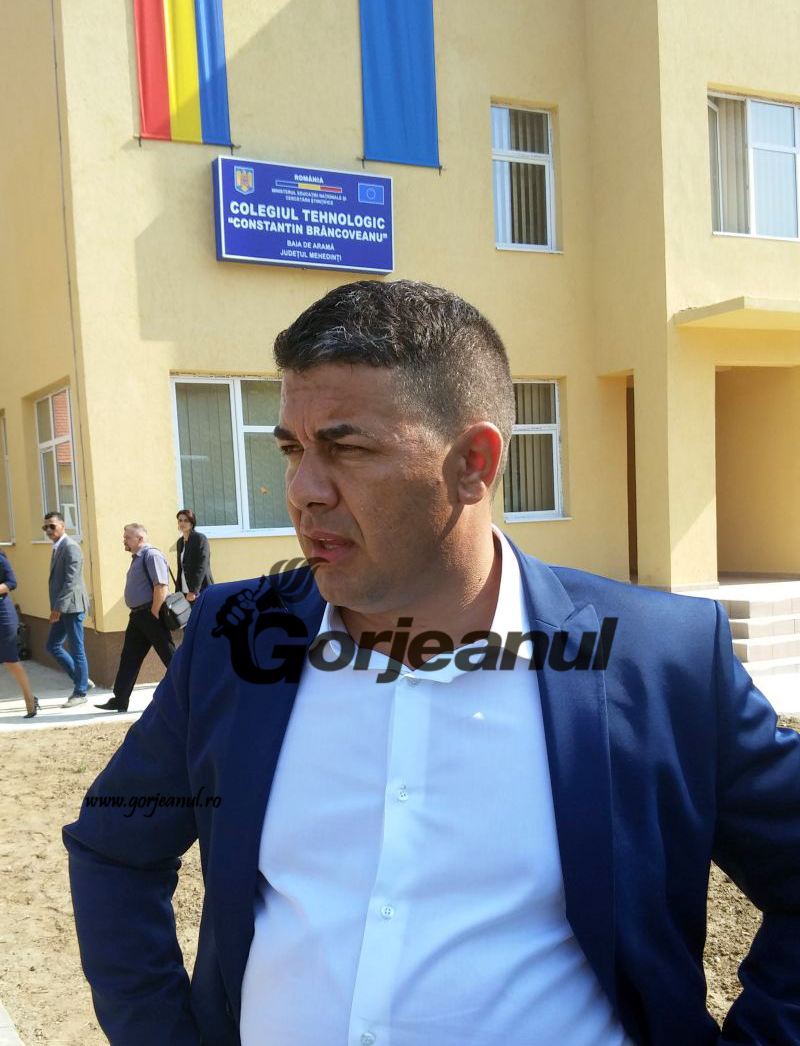 Campus școlar model la Baia de Aramă