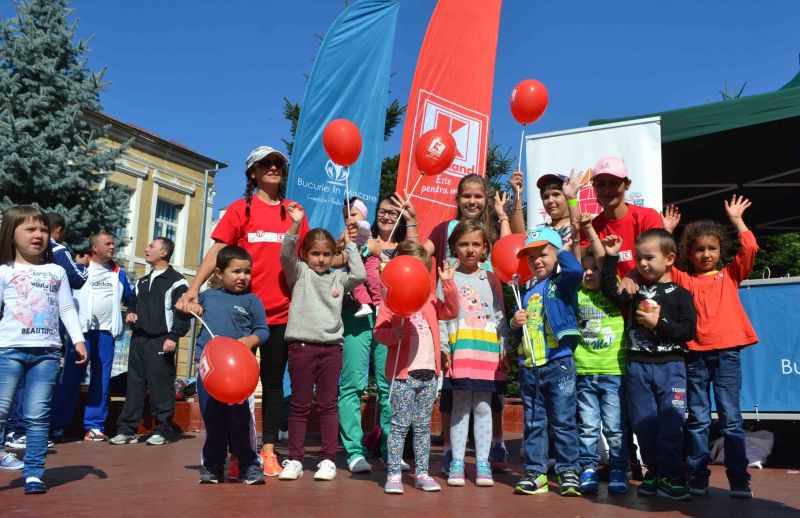 La Târgu-Jiu, Peste 1000 de persoane au participat la Festivalul „Bucurie în Mișcare”