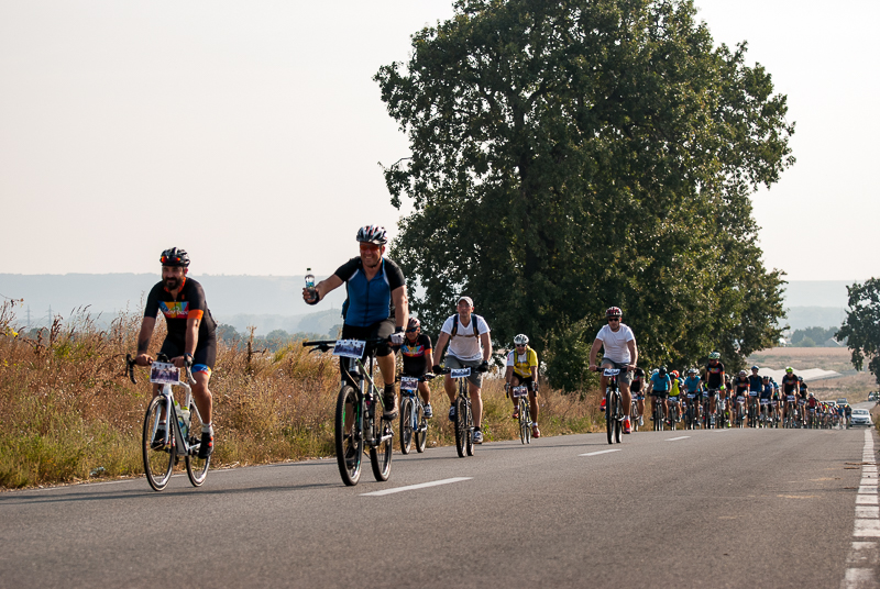Au pedalat şi au donat pentru “Cuminţenia Pământului”