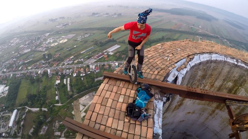 Turnul CET, în presa internațională