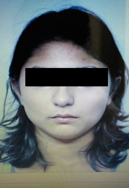 Eleva dată dispărută, găsită în casa mamei de care nu are voie să se apropie