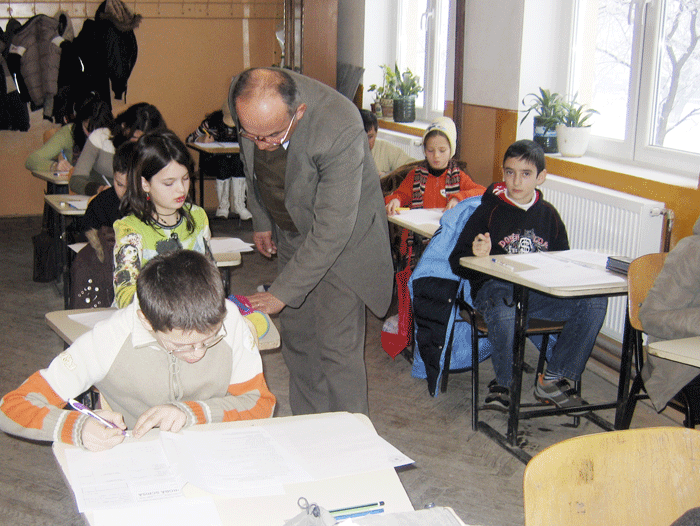 83 de dascăli din judeţ au cerut pensionarea