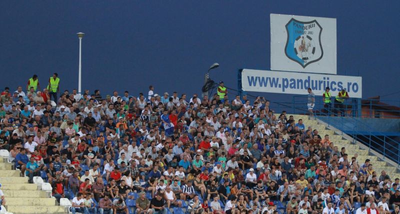 Oferte speciale pentru fanii Pandurilor!