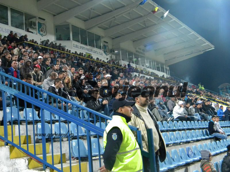 Răducan visează la 10 mii de abonaţi!