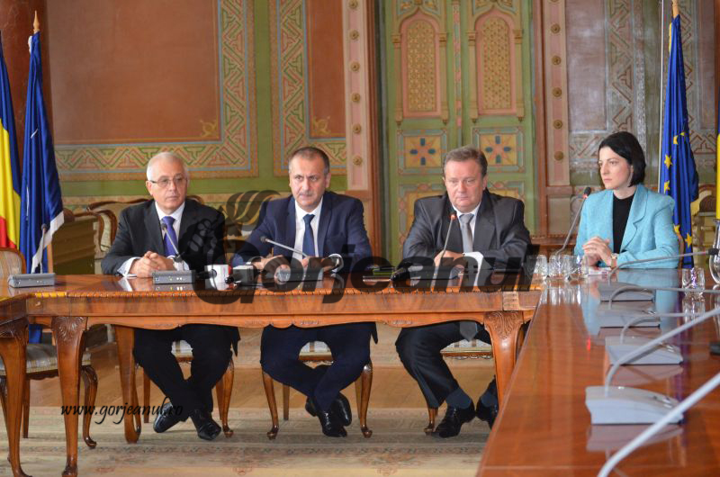 Oficiali ai Ambasadei Cehiei, la discuții cu oamenii de afaceri și autoritățile din Gorj