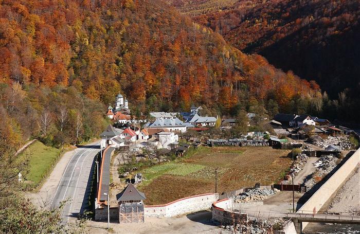 Încep exproprierile pentru noile poduri din Defileul Jiului