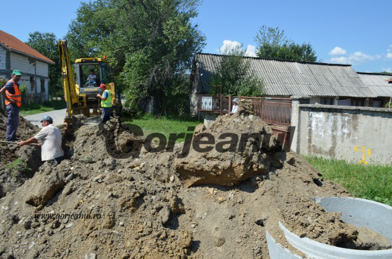 Fonduri europene pentru reţelele de apă şi canalizare din localităţile cuprinse în ADIA Gorj