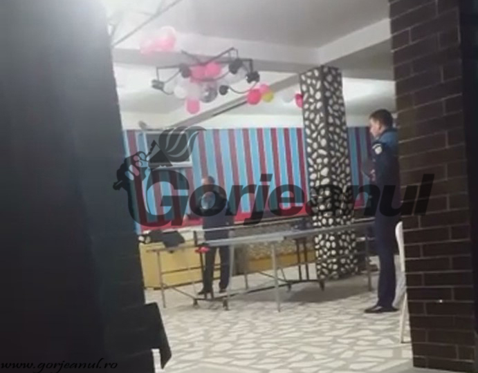 Audieri în cazul polițiștilor filmați în timp ce joacă ping-pong: Se aflau în timpul programului