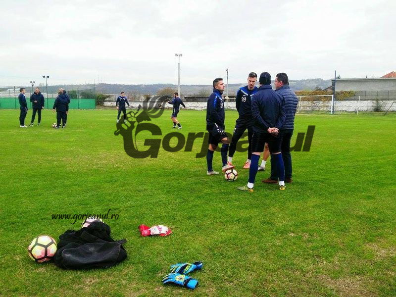 Nu s-au găsit bani la Pandurii! Plecările sunt iminente