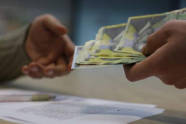 A fost aprobată lista finală a beneficiarilor programului ”Bani de liceu”