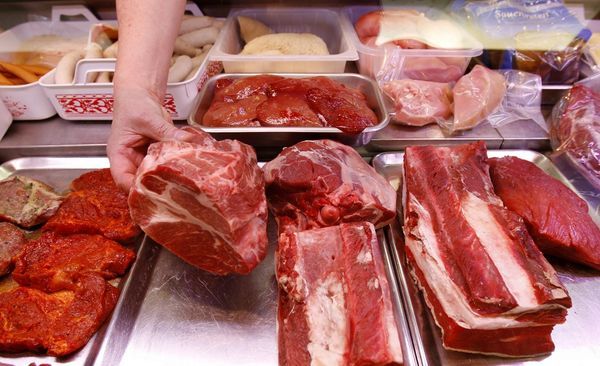La Târgu-Jiu, Peste 200 kg de carne de vită cu E.coli au ajuns pe mesele populaţiei