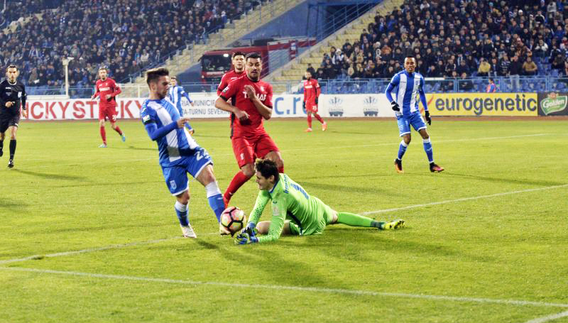 Alibec şi Haţegan ajută Steaua! Craiova a pierdut cu Astra după un penalti controversat