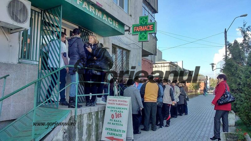 Succes la testările pentru osteoporoză! Farma-Rovis Rovinari, luată cu asalt de sute de oameni