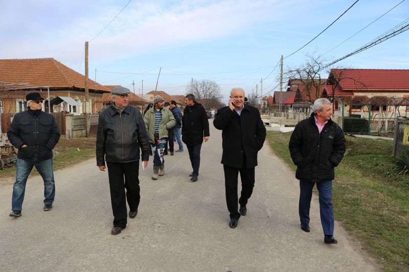 Călinoiu vrea să bată la ușile ministerelor, de mână cu primarii gorjeni