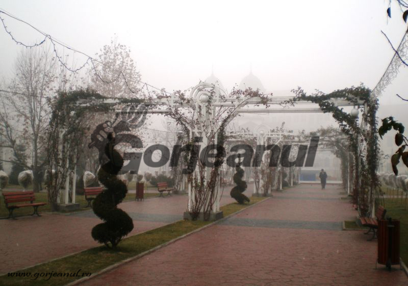 Medicii recomandă evitarea frigului, odihnă și adaptarea vestimentației la temperaturile scăzute