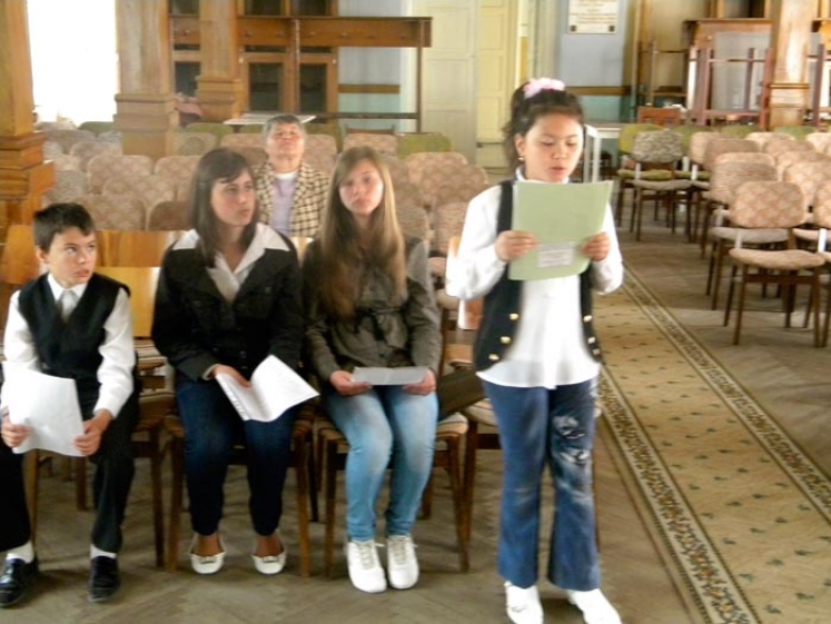 Termenul de înscriere la Festivalul de Poezie Religioasă, prelungit până în ianuarie