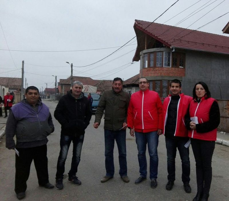 Cetățenii din cartierul Pandurașul, alături de candidații PSD