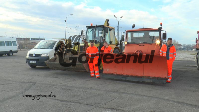 Autorităţile din Târgu-Jiu, pregătite de venirea zăpezii