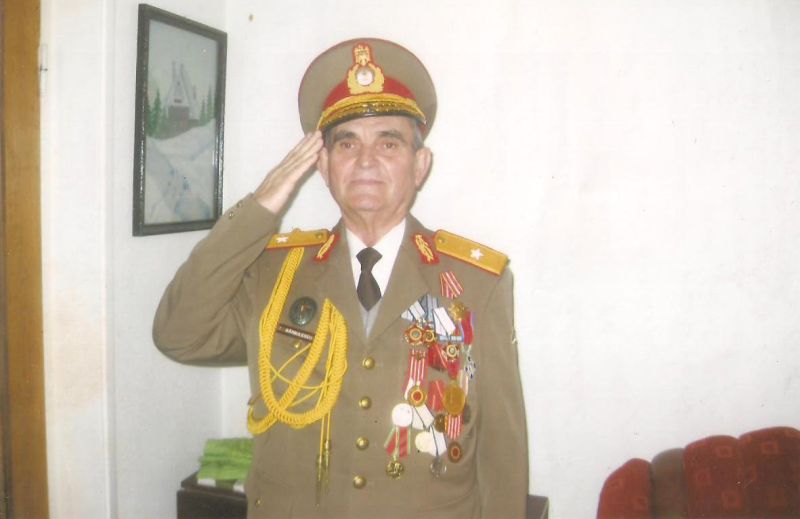 Cu onoare şi demnitate, o viaţă închinată apărării ţării şi valorilor sale morale
