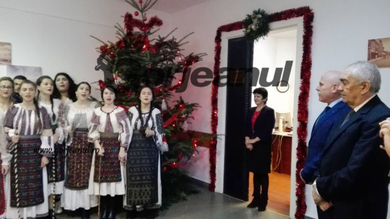 Ultimele grupuri de colindători pentru primarul Cârciumaru