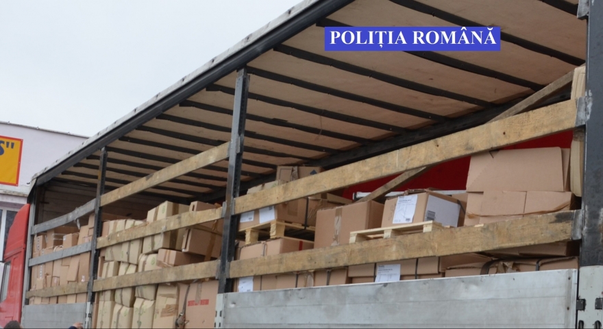 Marfă de 45.000 de lei, confiscată de polițiști de la un șofer din Ilfov