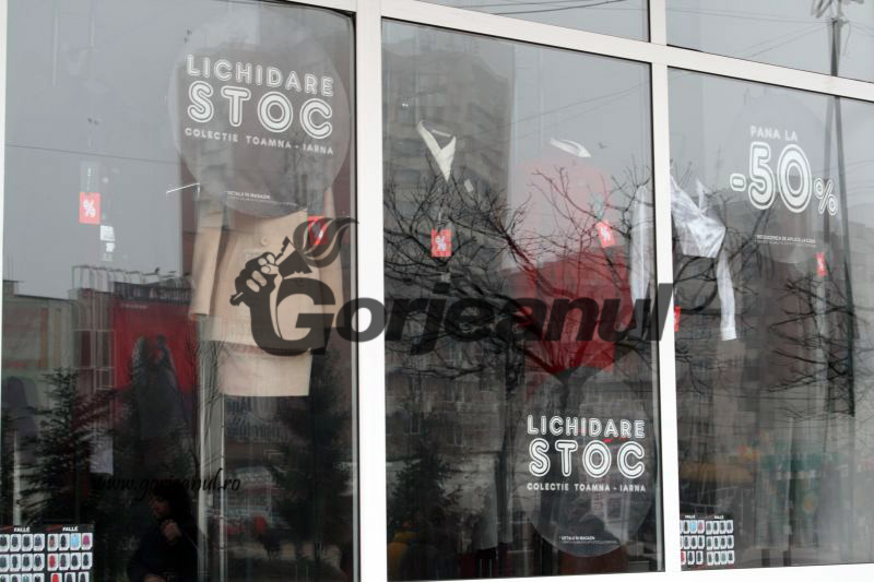 Reducerile de sezon au luat startul la Târgu-Jiu