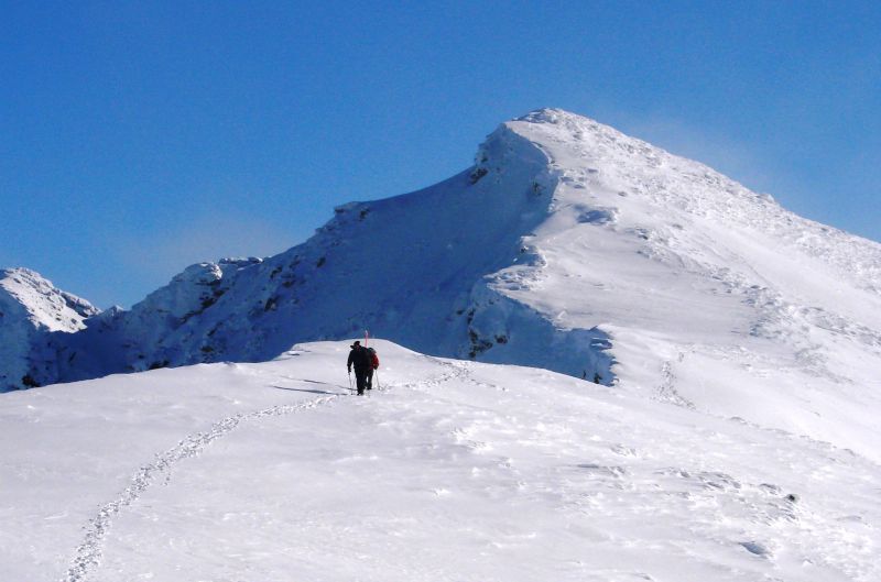 Risc ridicat de avalanșe la munte