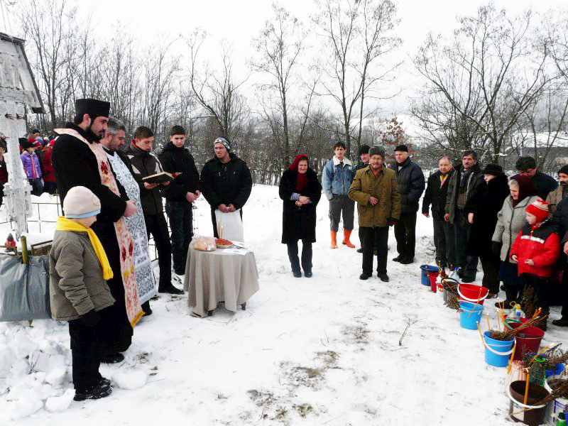 Comunitate sătească „vătămată” de ignoranță, orgoliu și neimplicare