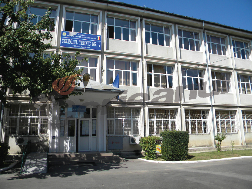 Posturi vacante la un liceu din Târgu-Jiu