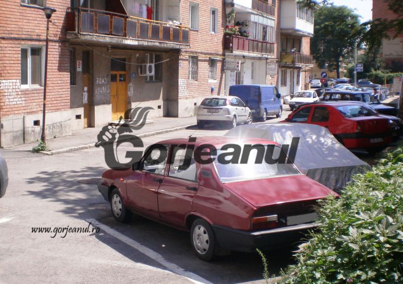 Se reînnoiesc contractele de parcare ale târgujienilor