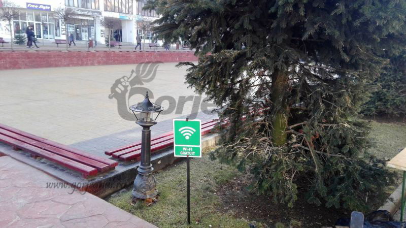 Internet wireless gratuit în cinci zone din Târgu-Jiu