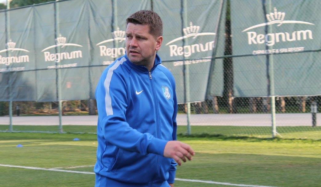 Stoican i-ar antrena pe gorjeni şi în “B”